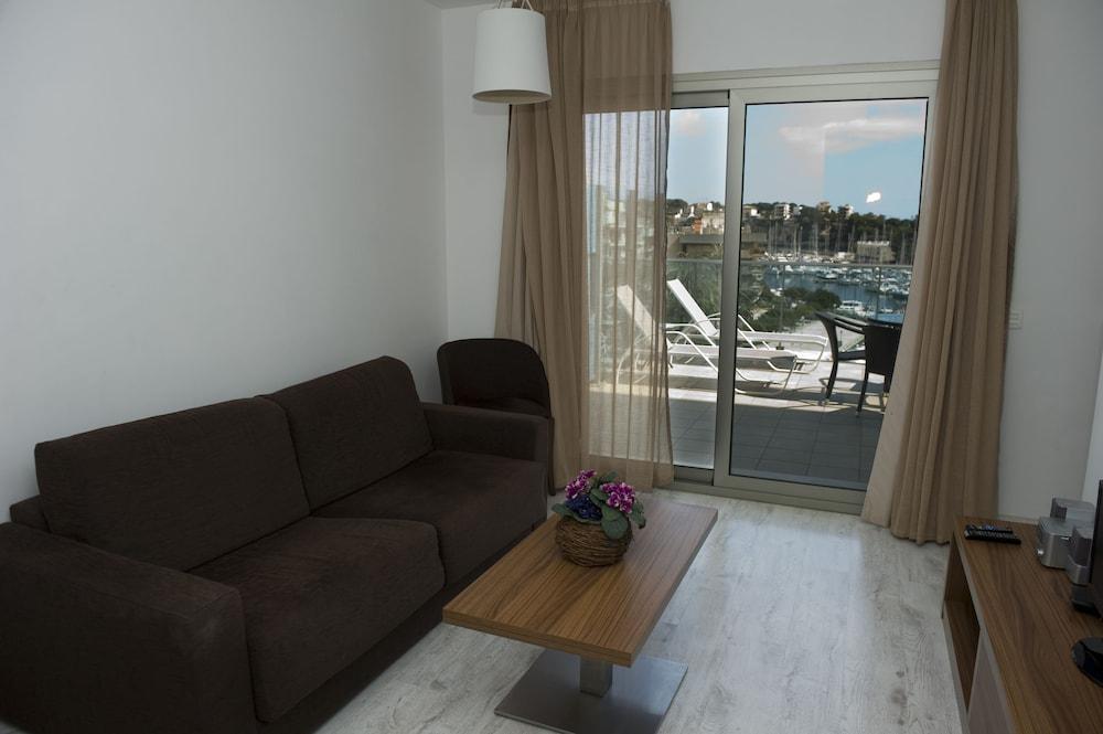 Porto Drach Aparthotel & Suites Porto Cristo Exterior photo